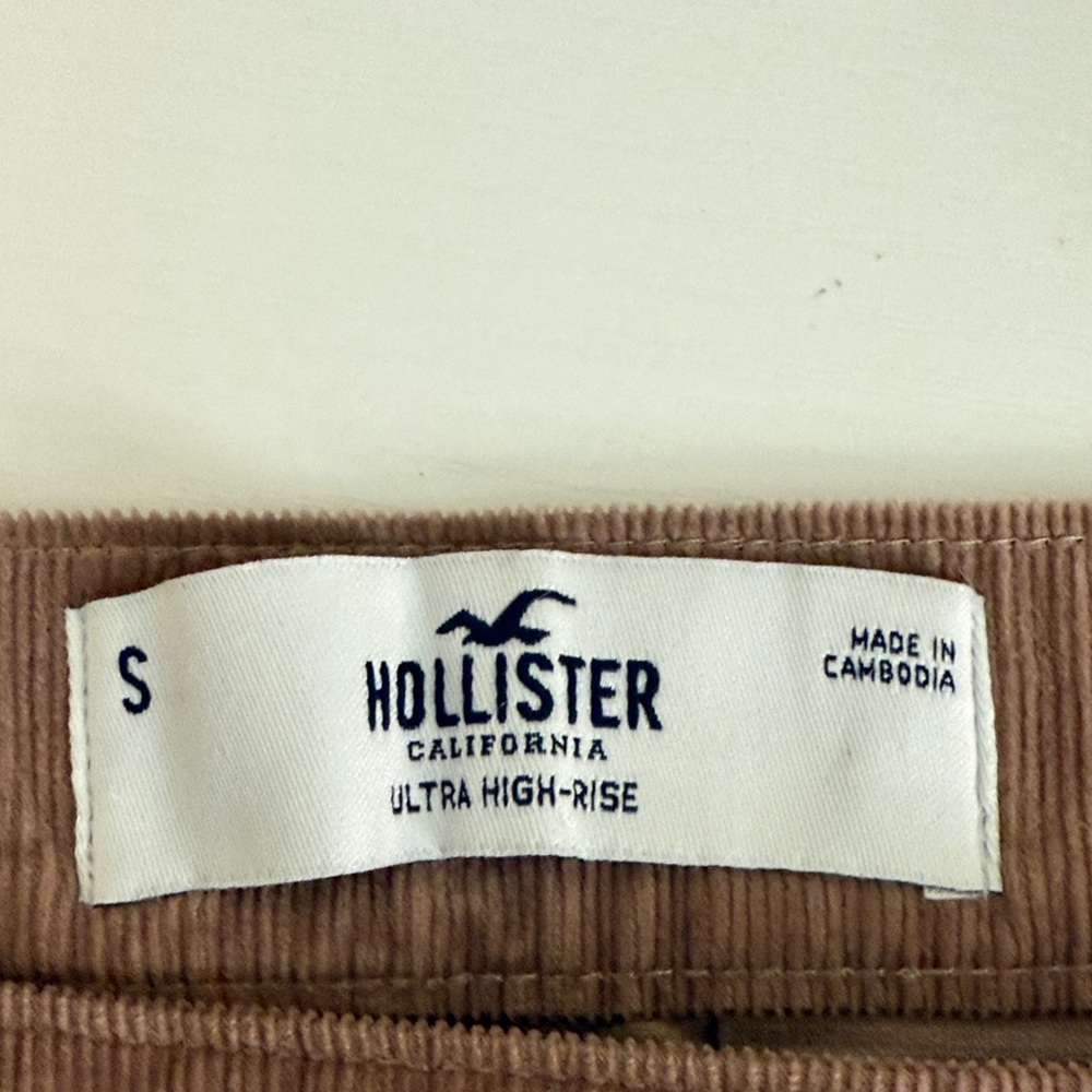 Hollister High Rise Corduroy Pleated Mini Skirt in tan - Picture 2 of 7